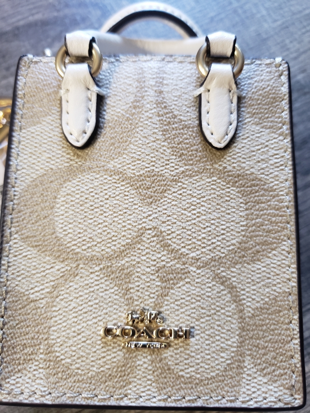 Authentic Coach Mini Tote Bag Key Chain Charm in Beige with White Handles-NWT - Picture 6 of 7